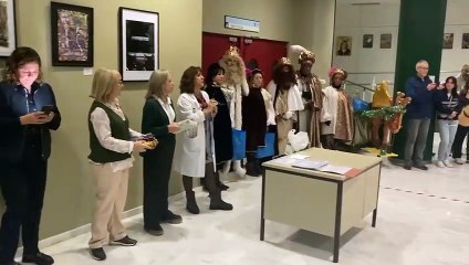 Visita de los Reyes Magos al Hospital de León