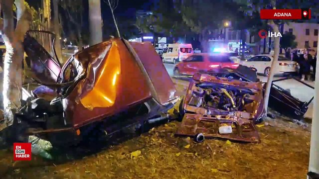 Adana'da ağaçlara çarpan Fıat Tofaş ikiye ayrıldı