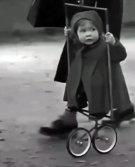 A baby carriage from the 1920s. Why aren't they used today?