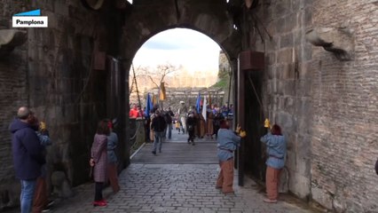 Helicóptero, barco, camello o desde La Alhambra: la curiosas entradas triunfales de los Reyes Magos