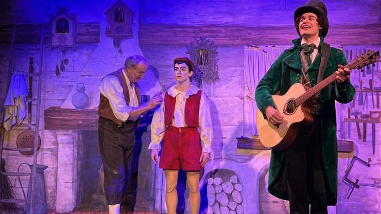 Les péripéties de Pinocchio au théâtre des Mathurins à Paris