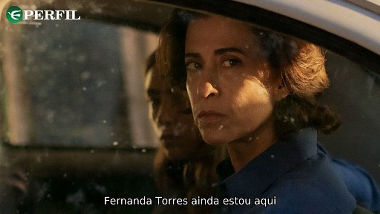 "Brasileiros no Globo de Ouro, morte de Jeff Baena e acidente de Carlos Santana: Novidades do mundo do entretenimento"