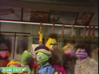 Sesame Street - Subway Christmas Tree Building