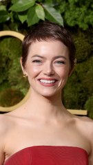 Emma Stone dévoile une nouvelle coiffure aux Golden Globes