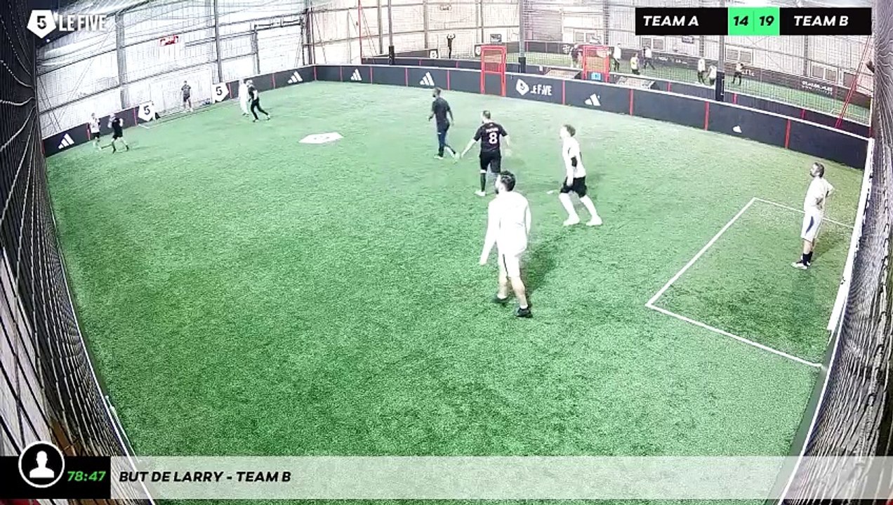 But de Larry - Team B