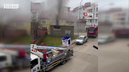 Eskişehir'de elektrik trafosu yangını: İtfaiye sayesinde faciadan dönüldü