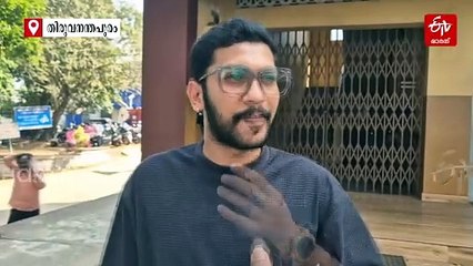 'പിള്ളേരൊക്കെ വേറെ ലെവലാണ്... ഇപ്പോഴത്തെ പിള്ളേര്‍ടെ അത്ര കഴിവൊന്നും നമക്കില്ലല്ലോ'; മിമിക്രി മത്സരം കാണാനെത്തി കുട്ടി അഖില്‍