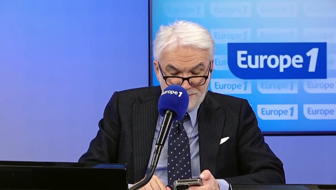 Pascal Praud et vous - 10 ans de l'attentat de Charlie Hebdo : «On a confondu tolérance et faiblesse» selon Claude Moniquet