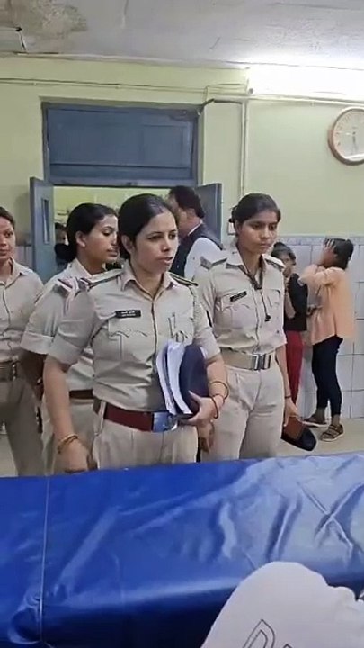 सारण पुलिस ने आर्केस्ट्रा संचालकों के चंगुल से 12 नाबालिक लड़कियों  का रेस्क्यू किया, तीन आर्केस्ट्रा संचालक गिरफ्तार