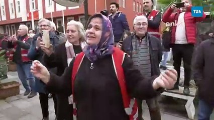 Polonez işçisi kazanımı Çatalca Adliyesi önünde "Erik Dalı" ile kutladı