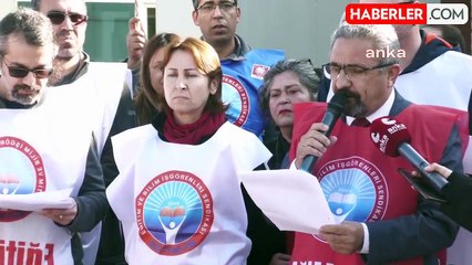 Eğitim-İş Sendikası'ndan İzmir'de Mobbing Protestosu