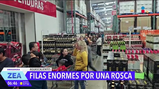 Se registran largas filas en Aguascalientes para comprar roscas rellenas de nata