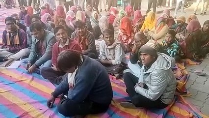 Amidst the day long protest, reconciliation took place in the evening in the presence of ADM, the family of the deceased will get Rs 13 lakh as government assistance.