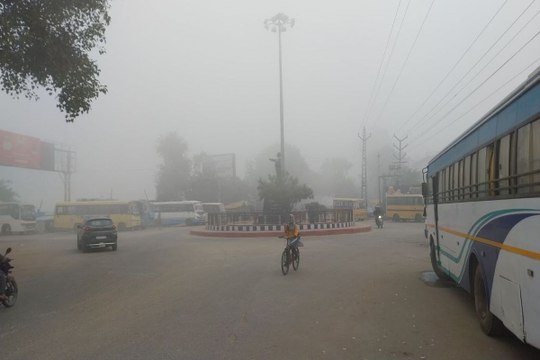 swm...सर्दी के चलते स्कूलों में 11 जनवरी तक बढ़ाई छुट््टी