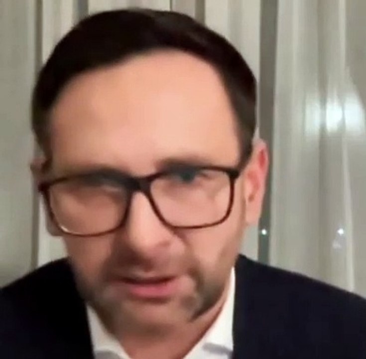 obajtek myśląco-grożący