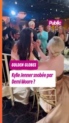 Demi Moore snobe Kylie Jenner aux Golden Globes 2025 ?