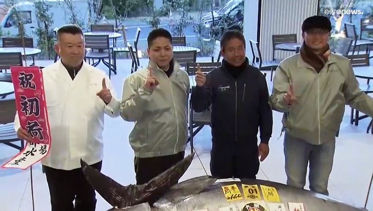 سمكة تونة تُباع بـ 1.25 مليون يورو في مزاد بالي...