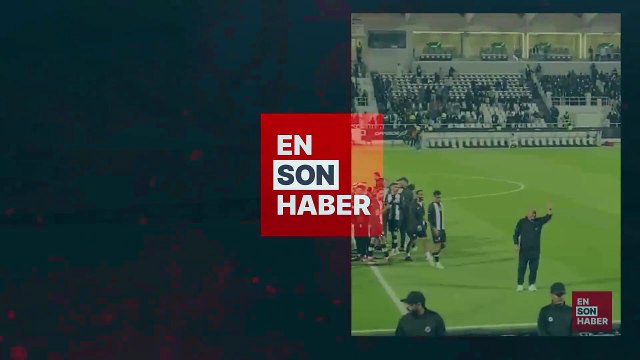 Al Shabab taraftarından Fatih Terim tezahüratı