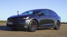 DRAG RACE I Tesla SUV v Ferrari v McLaren