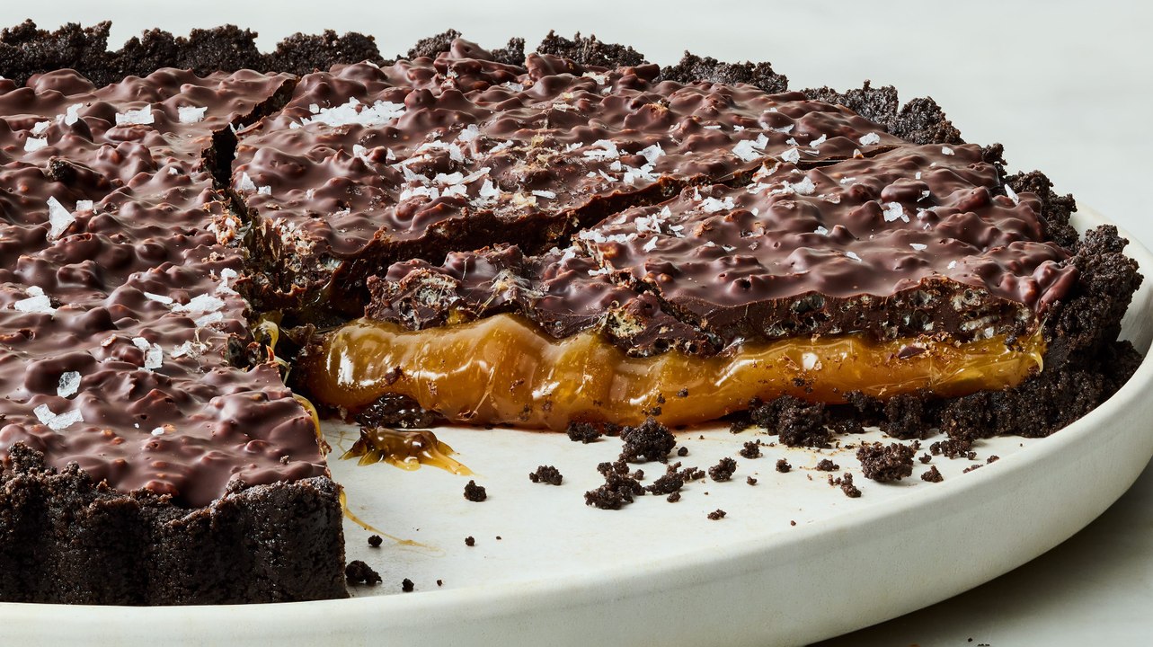 Our Caramel Crunch Tart Is A Chocolate & Caramel Fantasy