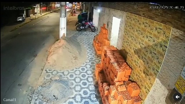 Delegacia de homicídios divulga imagens de suspeitos de assassinato na parte de Maceió