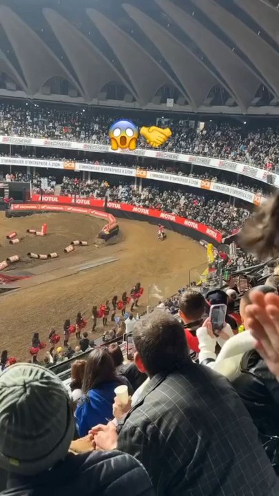 THE MOTOCYCLE