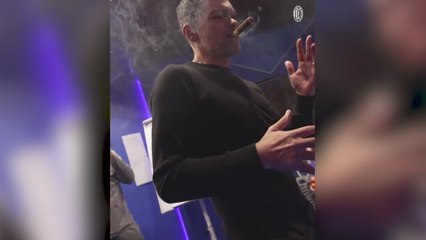 ¿Se acuerdan de Ancelotti con el puro?: vean al entrenador del Milán que lo deja en anécdota