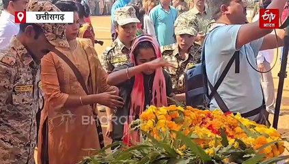 छत्तीसगढ़ नक्सली हमले में शहीद जवानों को श्रद्धांजलि, शहीदों के परिवार से मिले सीएम विष्णुदेव साय