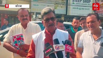 हत्याकांड पीड़ित परिवार से मिले महंत, कानून व्यवस्था पर उठाए सवाल कहा "कोरबा समेत प्रदेश भर में अपराधियों के हौसले बुलंद"