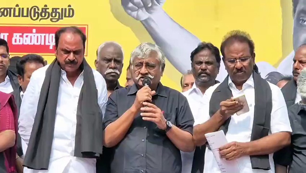 மக்களால் தேர்தெடுக்கப்பட்ட அரசுக்கு இனையாக நிழல் அரசு நடத்தும் ஆளுநர் பதவியை நீக்க ஒன்றிய அரசு சட்டம் மாற்றம் செய்ய வேண்டும் பல்லாவரத்தில் சுப.வீரபாண்டியன் பேச்சு