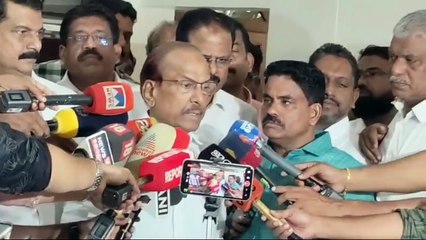 പി കെ കുഞ്ഞാലിക്കുട്ടിയെ കണ്ട് പി വി അന്‍വര്‍