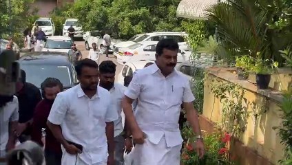 പി കെ കുഞ്ഞാലിക്കുട്ടിയെ കണ്ട് പി വി അന്‍വര്‍