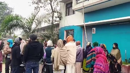 कुशीनगर में होम डिलीवरी कम्पनी चलाने वाले युवक से पाँच लाख की लूट। कार सवार बदमाशों ने दिया घटना को अंजाम पुलिस मामले को संदिग्ध मान जांच में जुटी। कुछ भी बोलने से बच रही पुलिस