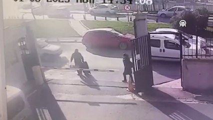 Sultangazi’de eşini öldürüp cesedini araca koyduğu iddia edilen zanlı adliyede