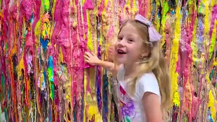 Nastya shows how she shoots her videos, and a tour of the Hollywood studio
