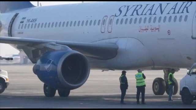 Siria, primi voli internazionali a Damasco dalla caduta di Assad