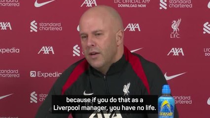 Slot 'won't have a life' if focused on social media posts