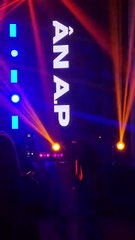 Pháp Kiều và Hùng Huỳnh xuất hiện