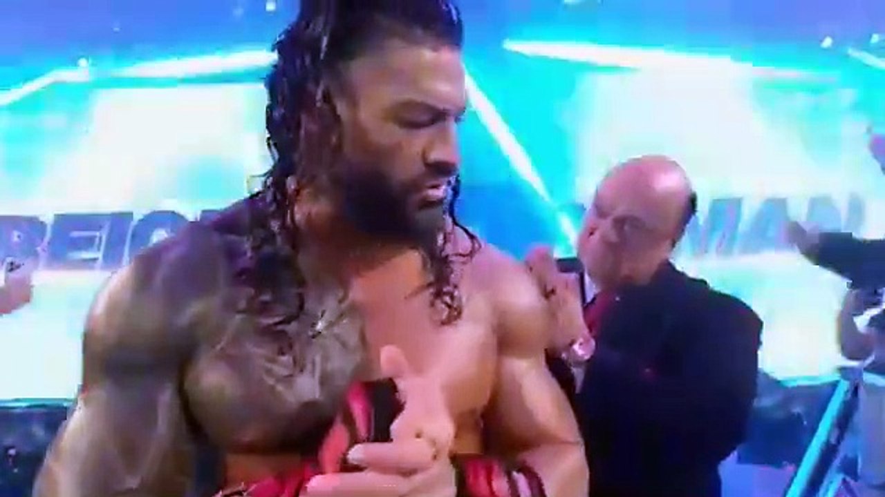 Roman Reigns vs Solo Sikoa Tribal Combat WWE Raw Netflix - Original Tribal Chief.