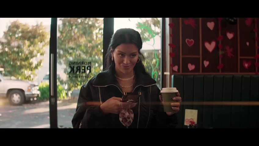 Trailer #1 for Heart Eyes (2025 Movie) Starring Jordana Brewster and Olivia Holt