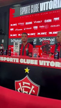 Novos reforços do Vitória falam sobre antigos trabalhos com Carpini: “Um dos melhores”