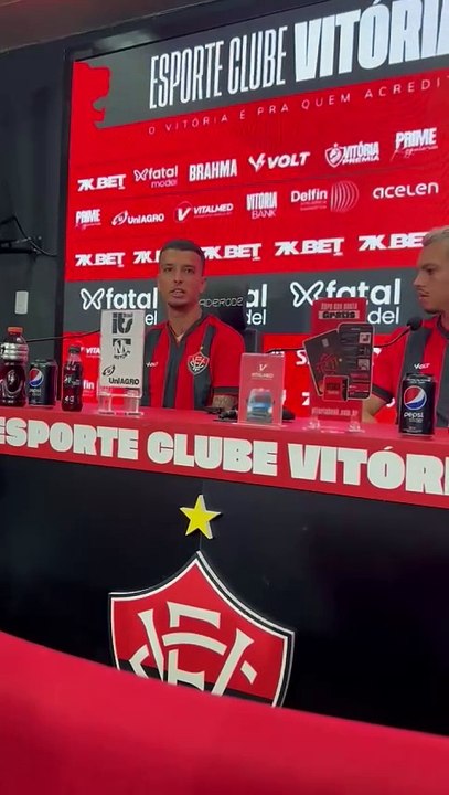 Novos reforços do Vitória falam sobre antigos trabalhos com Carpini: “Um dos melhores”