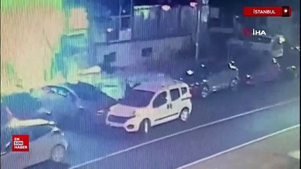 İstanbul'da dönerci önünde iki grup birbirine girdi