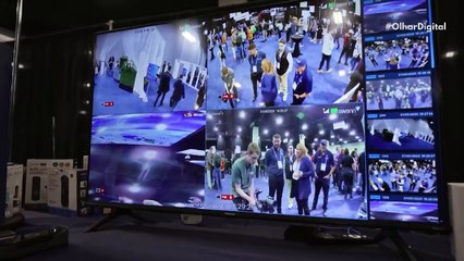 CES 2025: Startup apresenta protótipo de um espelho inteligente