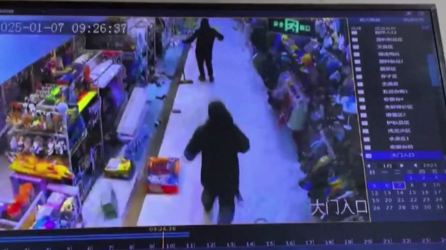 中 티베트 강진 피해 속출...126명 사망·3,609채 붕괴 / YTN