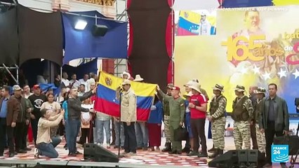 Venezolanos en incertidumbre ante la posesión presidencial disputada por Maduro y González Urrutia