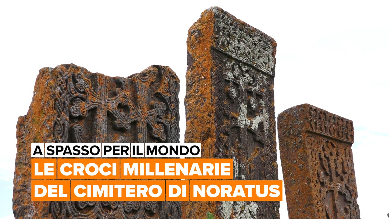A spasso per il mondo: Le croci millenarie del cimitero di Noratus