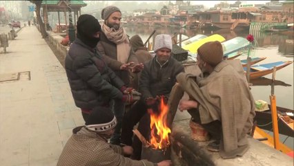 HN_ANI2_SRINAGAR_COLD_WAVE_SNOWFALL_09-32-38