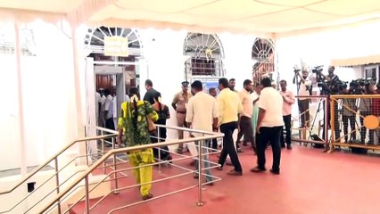 TN_BH-14_CHENNAI_AIADMK_MLA_VISUAL_09-42-44