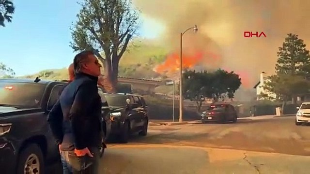 Los Angeles'ta yangın: Binlerce kişi tahliye edildi - (Görüntü eklendi)